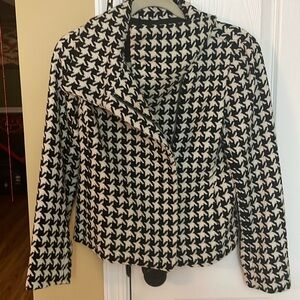 Talbots Jacket Womens 4 Petite White Houndstooth Wool Blend Moto Zip Asymmetric